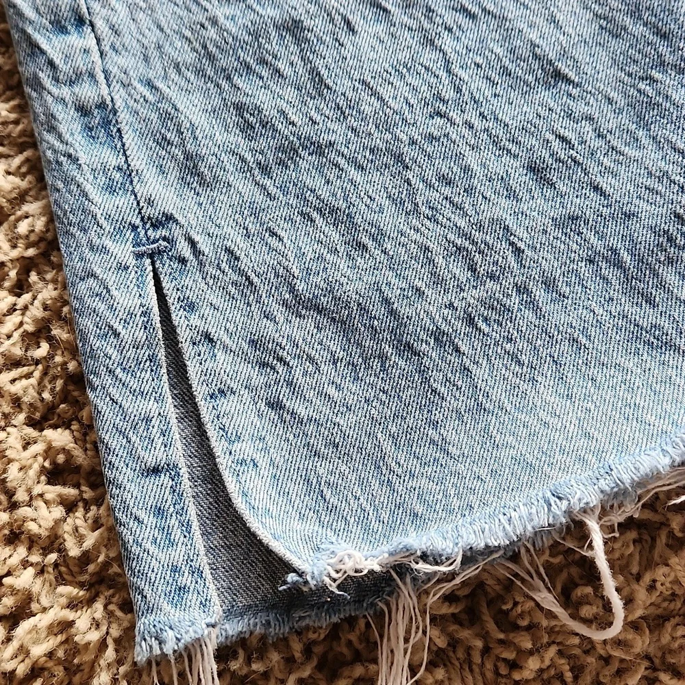 Abercrombie & Fitch ulta high rise straight distressed womans size 4 jeans - Picture 11 of 12